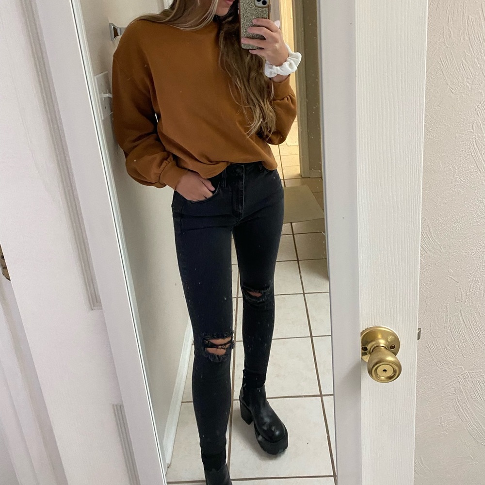 American Eagle black super high rise jegging